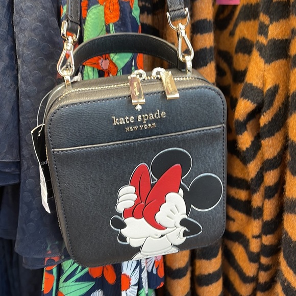 Kate Spade Disney X Kate Spade New York Minnie Mouse Daisy Vanity Crossbody Bag - Picture 5 of 16